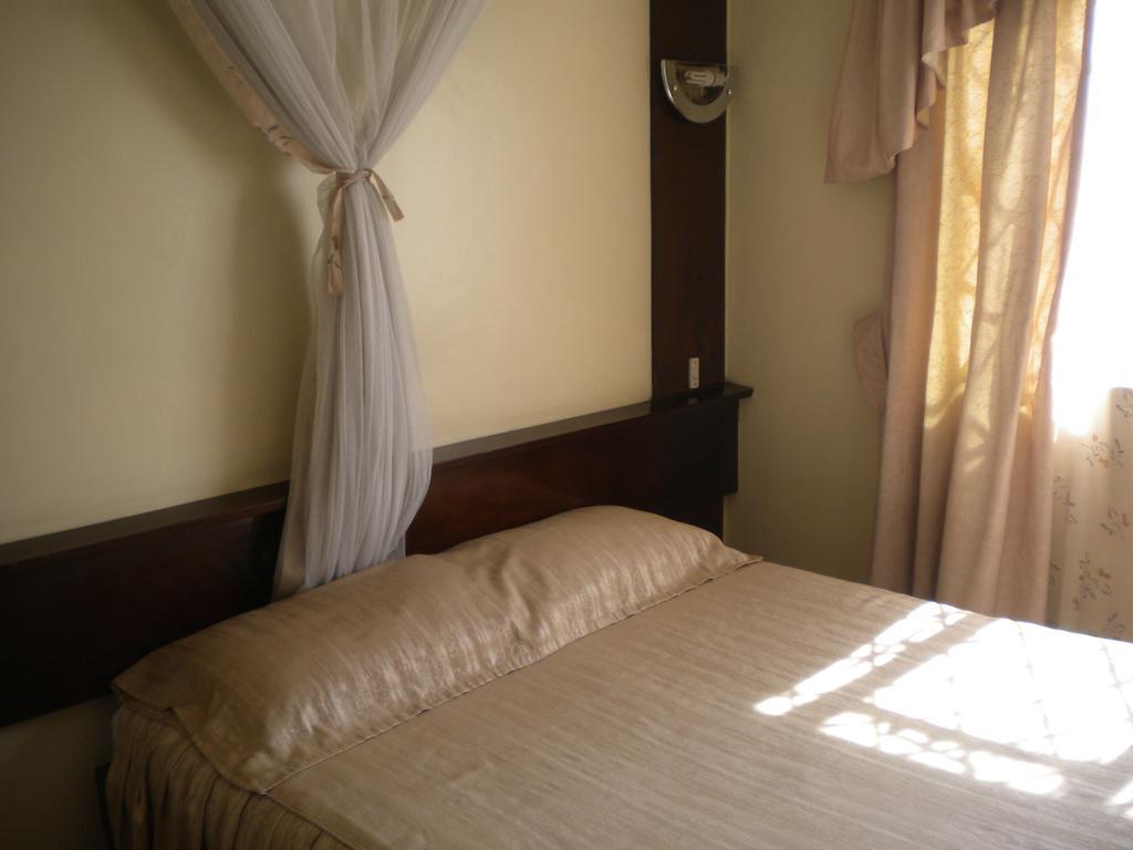 Blue Hut Hotel Nairobi Exterior foto